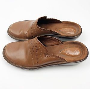 CLARKS ARTISAN / brown leather clog / 6